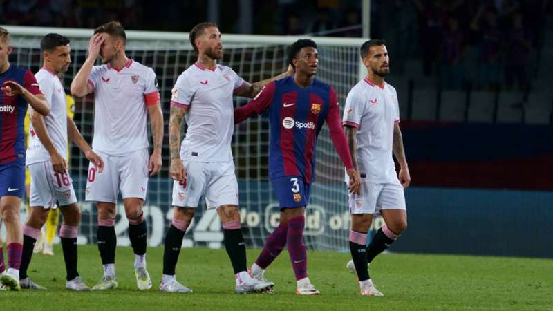 La reacción de Laporta y Deco al gol de Sergio Ramos en propia puerta en el Barcelona 1-0 Sevilla 