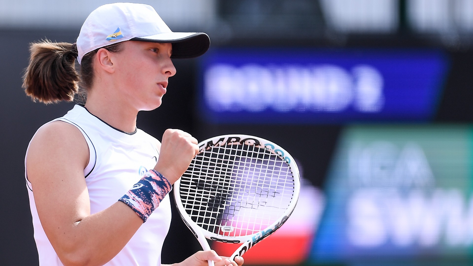 Carlos Alcaraz Reaches Wimbledon Final After Epic Battle Against Fritz