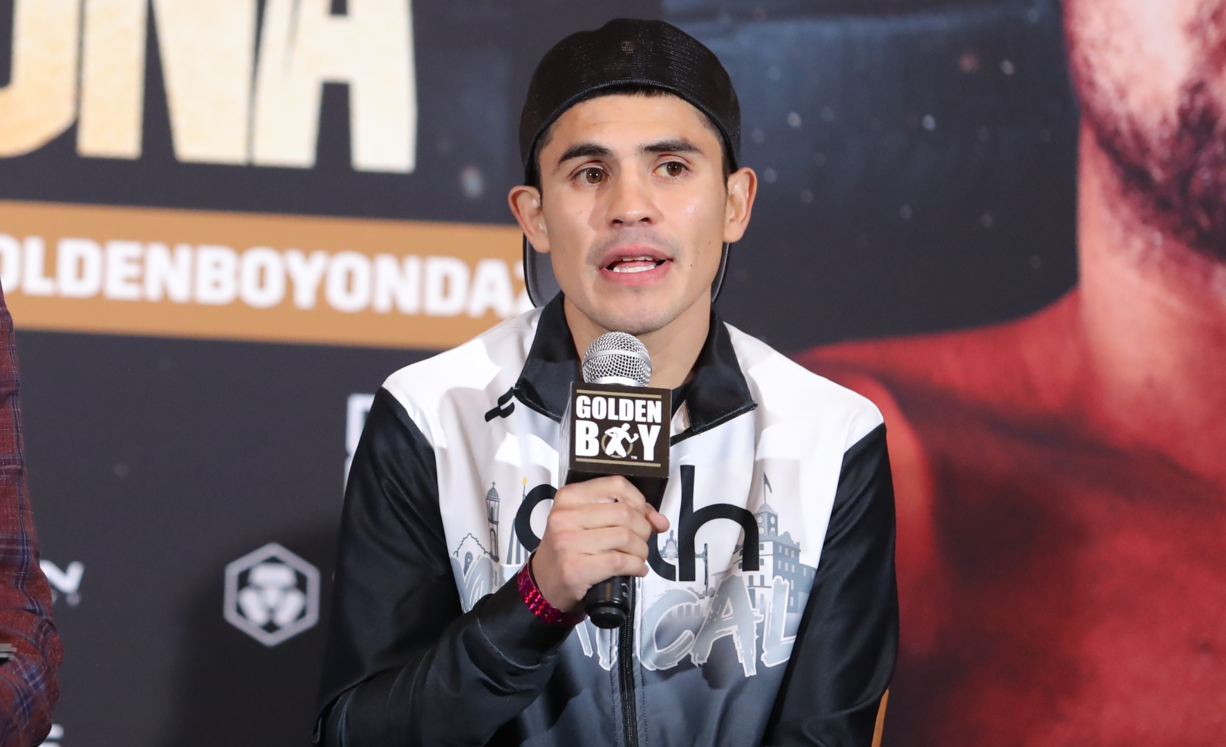 Diego de la Hoya está de regreso y desea disputar el título mundial