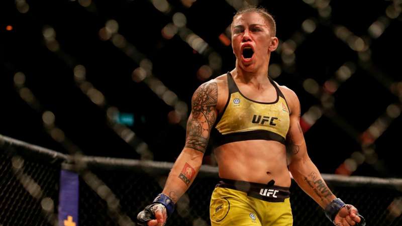 What time is the Jessica Andrade vs. Erin Blanchfield fight tonight? How to watch UFC Fight Night on DAZN in Germany, Austria and Italy