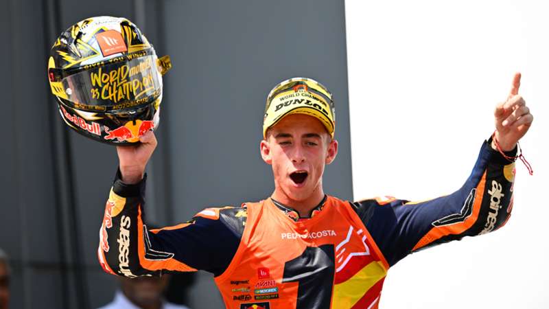 Pedro Acosta, eufórico en DAZN al verbalizar que es campeón de Moto2: "Suena de p*** madre"