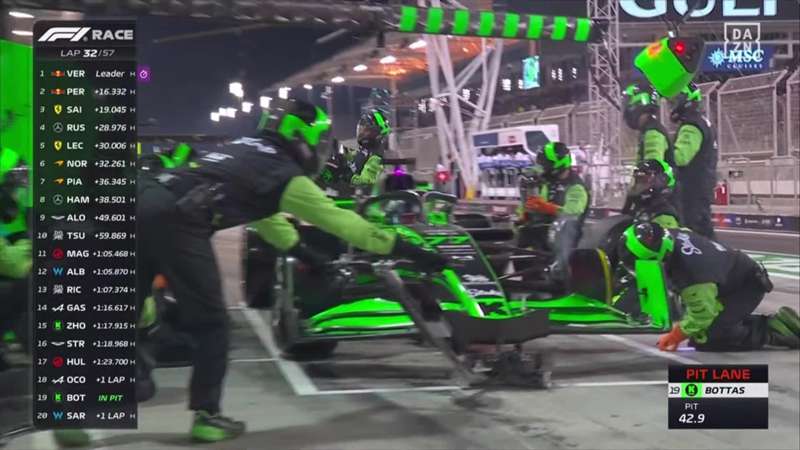 Una de las peores paradas en boxes de la historia de la F1: ¡Valtteri Bottas estuvo parado en el pit lane durante casi un minuto!