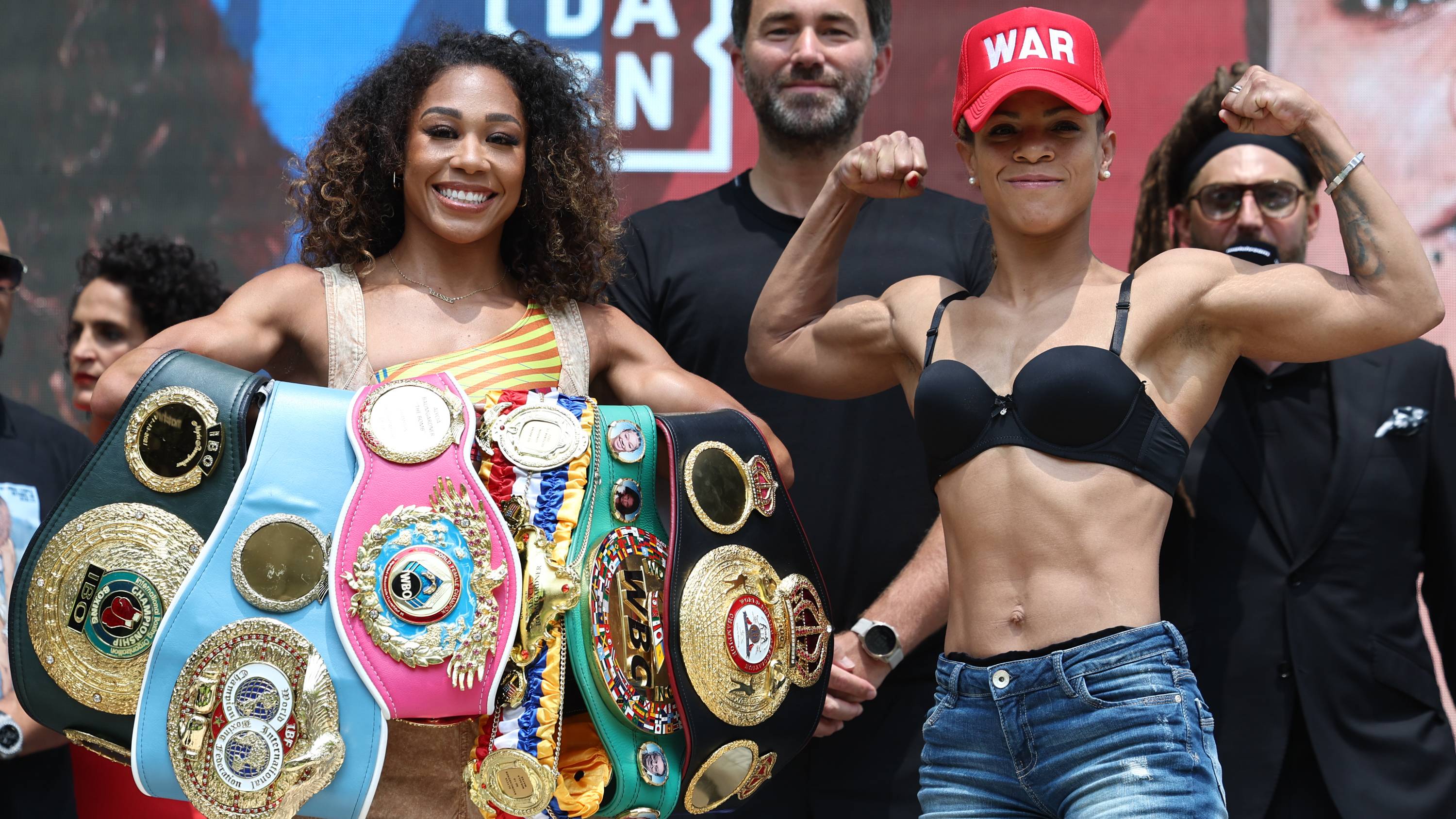 What time is the Alycia Baumgardner vs. Christina Linardatou fight