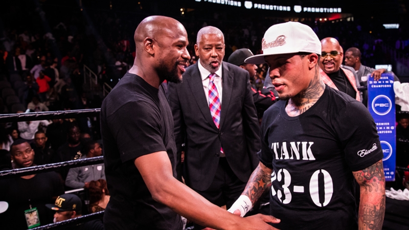 Does Floyd Mayweather train Gervonta Davis?