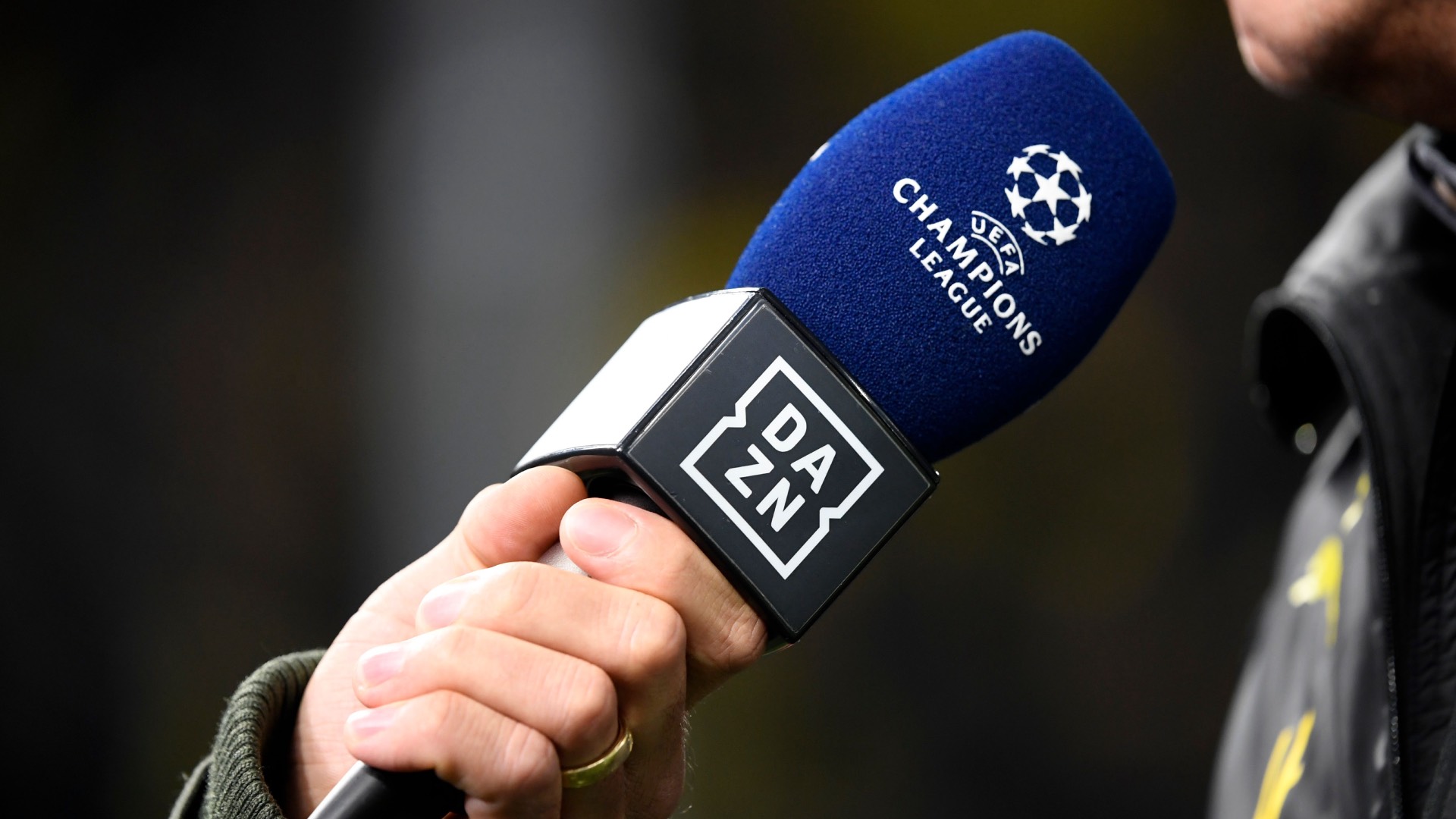 Dazn Mikrofon Champions League
