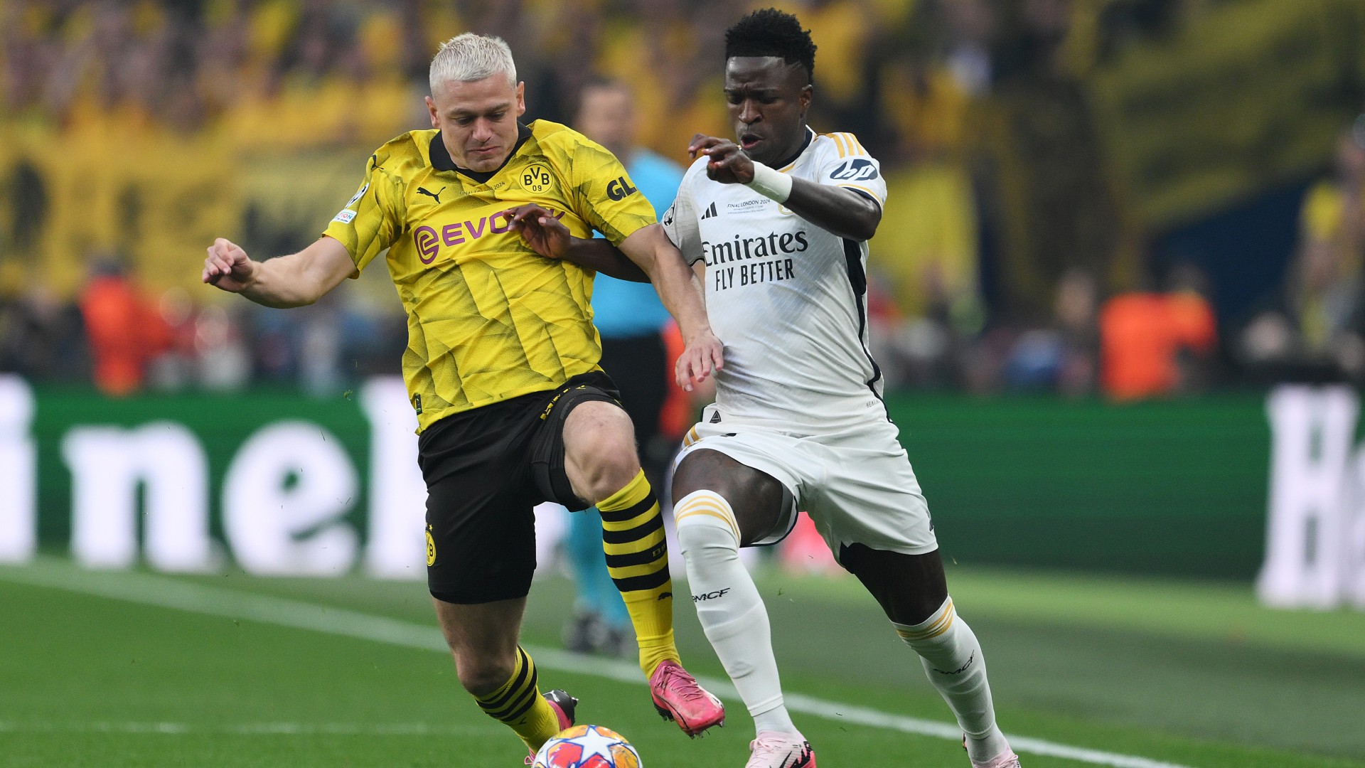 Julian Ryerson Borussia Dortmund Vinicius Junior Real Madrid UEFA Champions League 2023/24 Finale 01062024