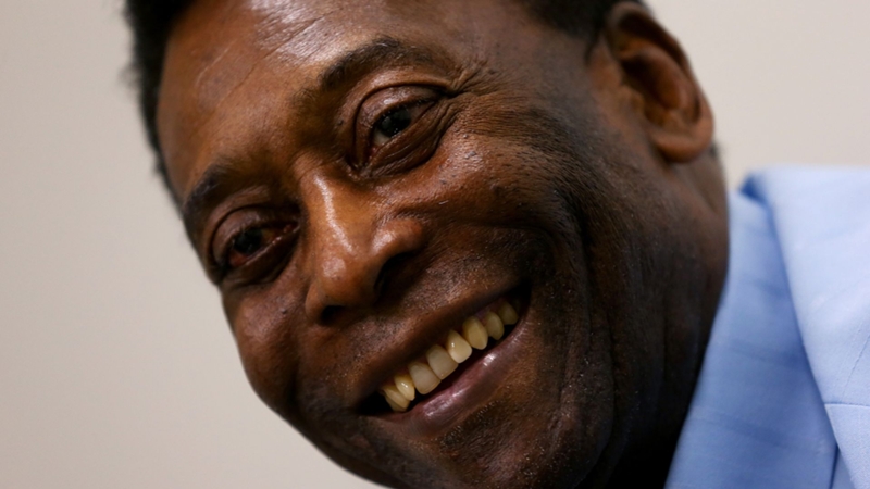 È morto Pelé: il mondo del calcio è in lutto