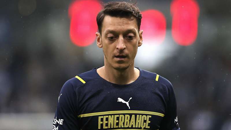 Einjahresvertrag mit Option: Özil-Wechsel zu Basaksehir perfekt