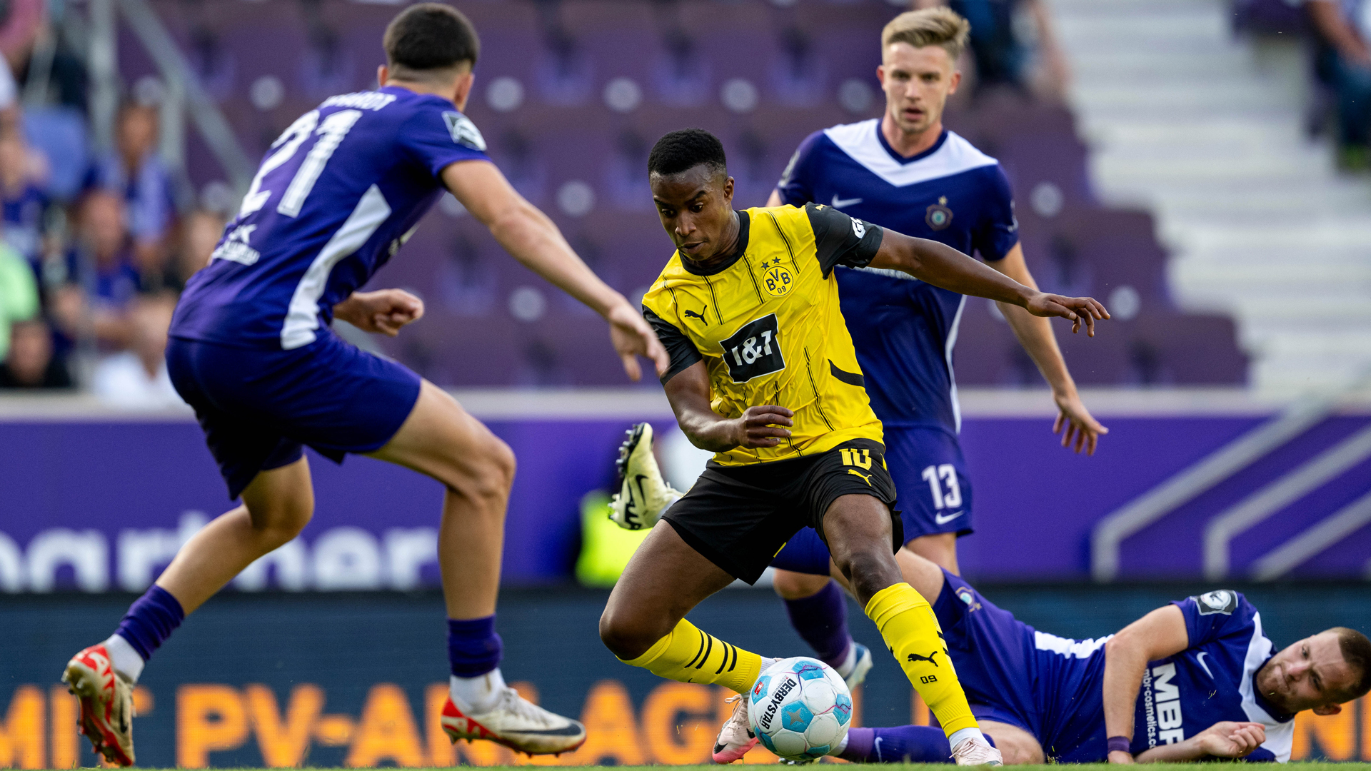 Youssoufa Moukoko BVB Borussia Dortmund Testspiel Erzgebirge Aue 17072024