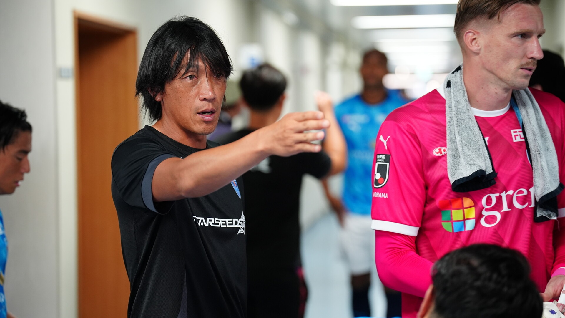 J2降格の横浜FCがトップチームスタッフ4名の退任を発表…中村俊輔氏