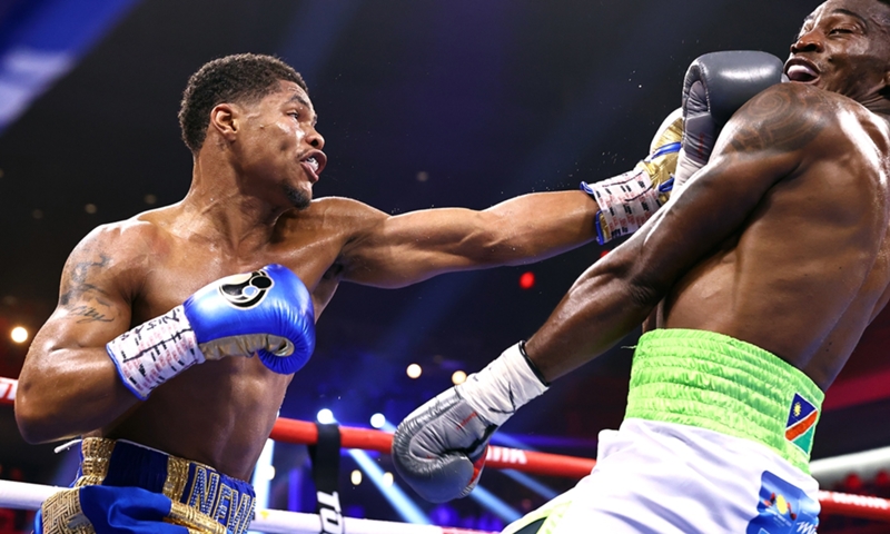 Shakur Stevenson se impone por decisión unánime a Jeremiah Nakathila