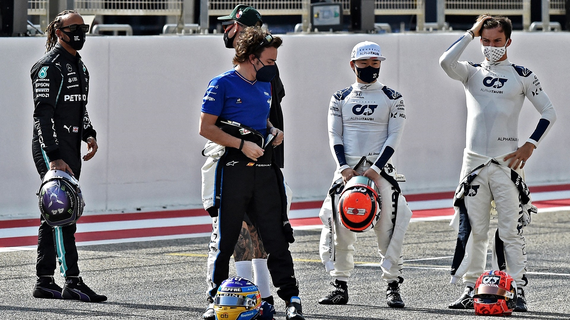 2021-03-26 Formula 1 Testing in Bahrain Drivers Tsunoda Gasly Alonso Hamilton