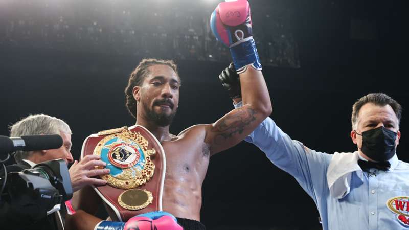 ¿Qué le conviene a Demetrius Andrade? ¿Pelear contra su retador obligatorio y subir a las 168 libras?