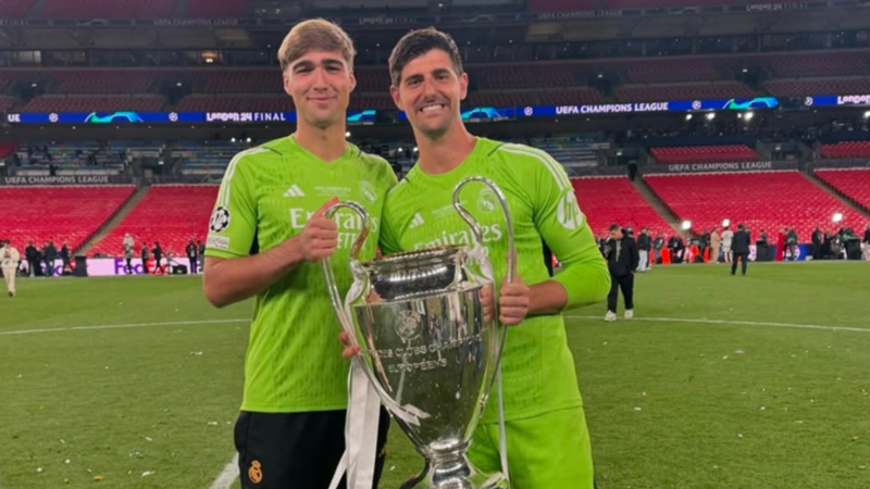 ¿Quién es Fran González y cómo juega? El portero del Real Madrid Castilla que debuta contra el Valencia en el Santiago Bernabéu ante la lesión de Thibaut Courtois