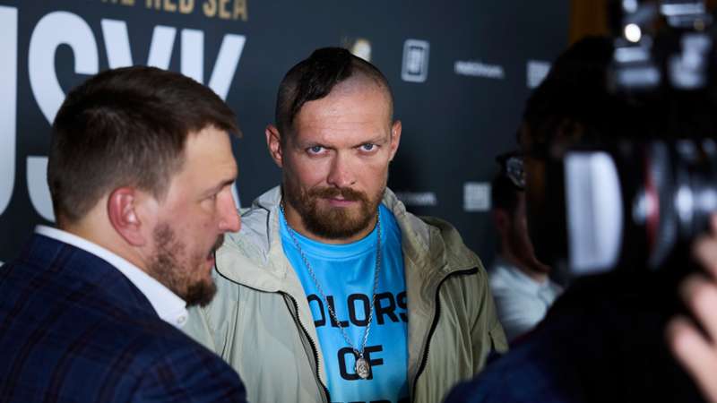 Usyk traza un futuro que incluye a Canelo Álvarez y Tyson Fury