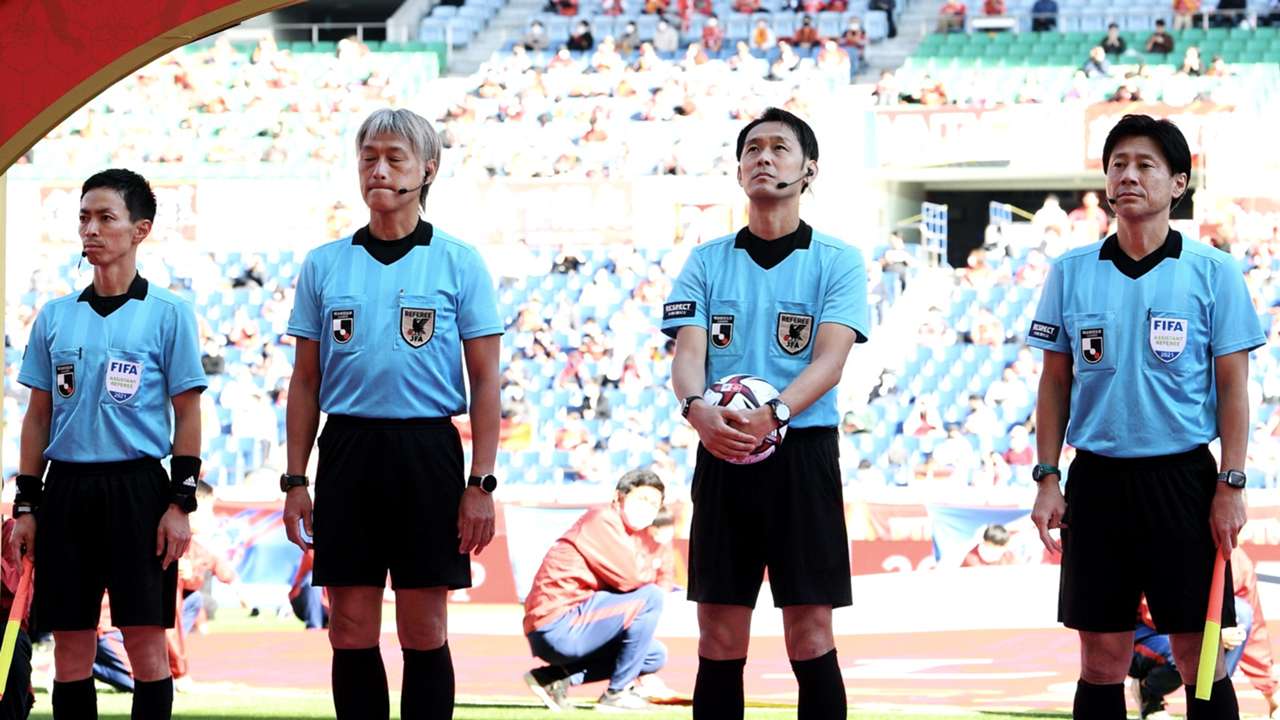 昨季限りで審判員を勇退した二人が思い出のj1参入プレーオフ決定戦を語る Varよりかはこちらのシステムが好き Jリーグジャッジリプレイ Dazn News 日本 昨季限りで審判員を勇退した二人が思い出のj1参入プレーオフ決定戦を語る Varよりかはこちらのシステムが好き Jリーグジャッジリプレイ Dazn News 日本