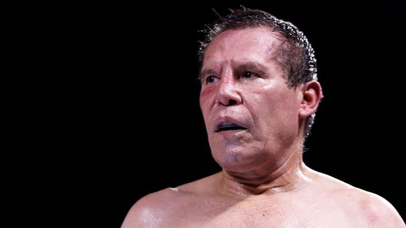 Julio Cesar Chavez names the hardest puncher he ever faced and it's not Oscar De La Hoya or Kostya Tszyu