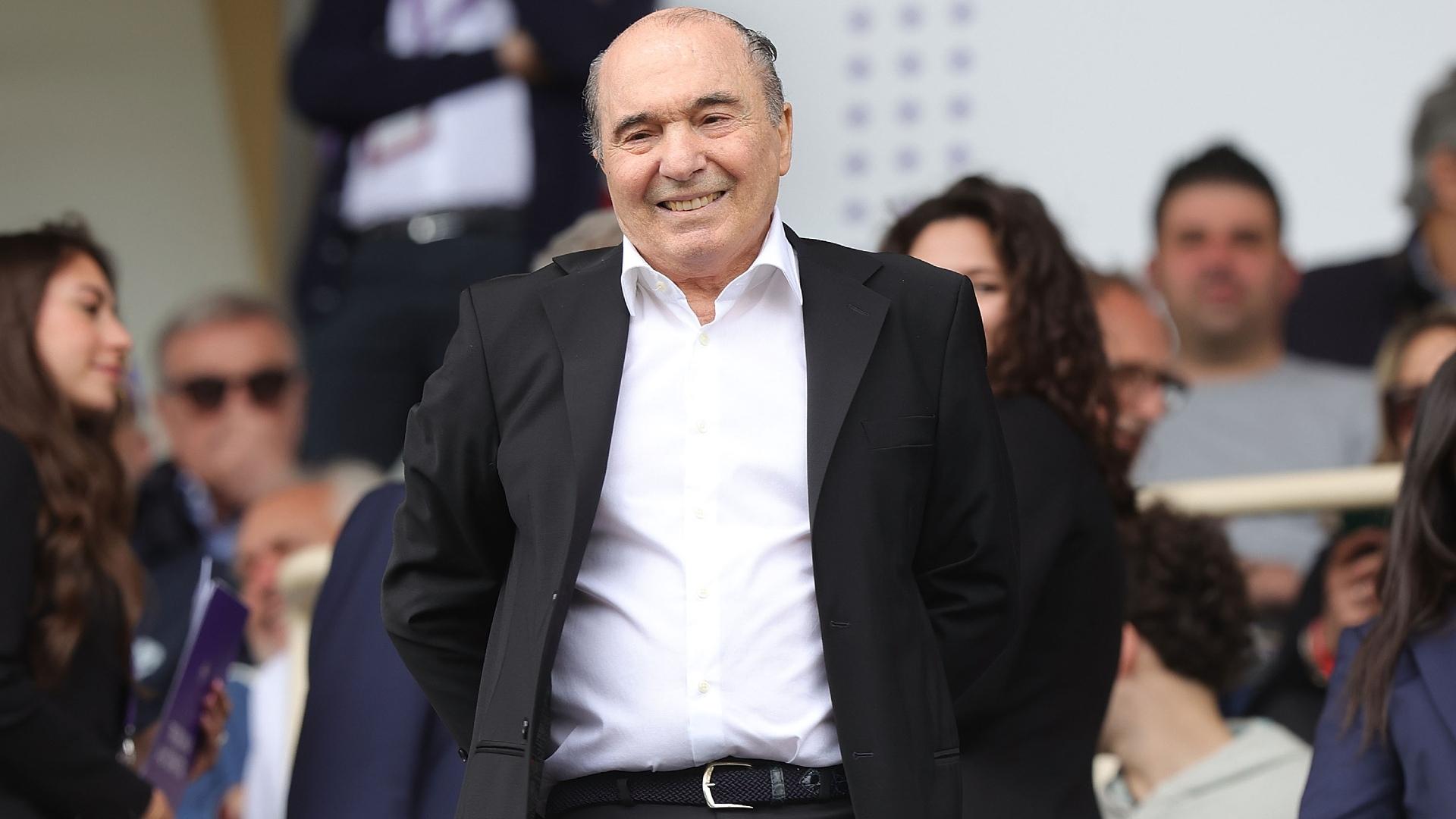 残留争い中の苦難の古豪フィオレンティーナ、コミッソ会長が76歳で死去