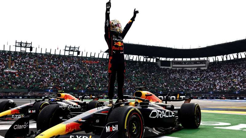 ¿Cuánto cobra Max Verstappen?