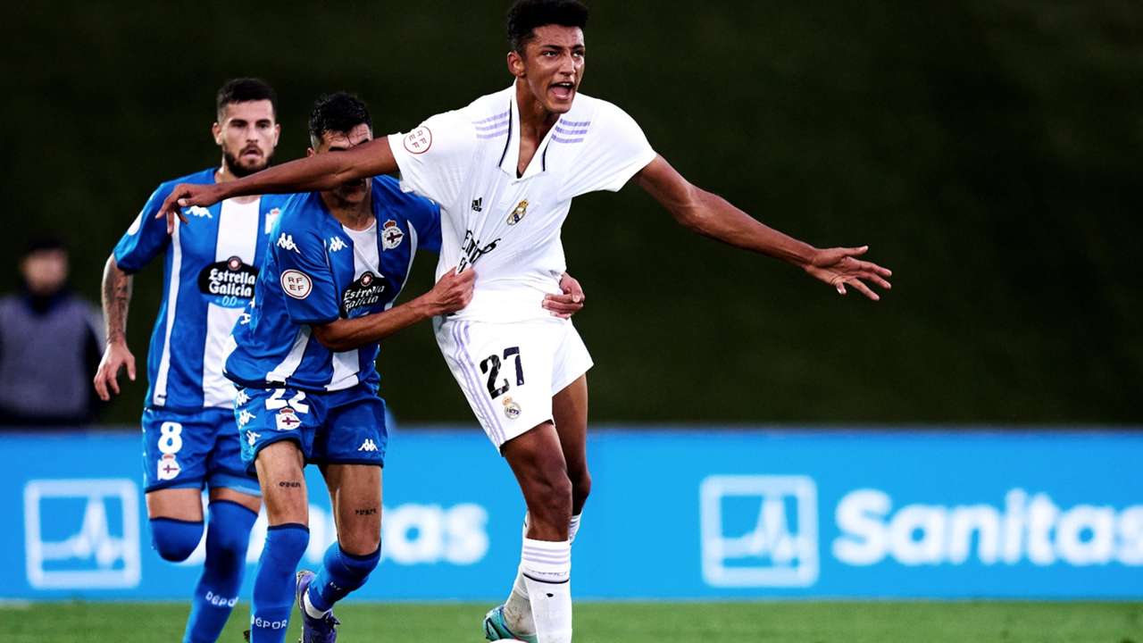 レアル マドリードの下部組織から新星現る 18歳fwアルバロ ロドリゲス わずか1年でユースbからトップチーム招集までを経験 ラ リーガ Dazn News 日本 レアル マドリードの下部組織から新星現る 18歳fwアルバロ ロドリゲス わずか1年でユースbからトップチーム招集までを経験 ラ リーガ Dazn News 日本