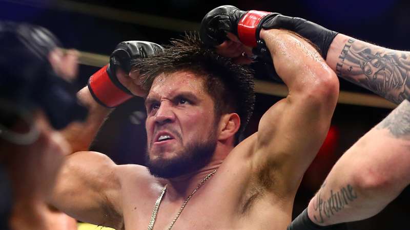 What time is Aljamain Sterling vs. Henry Cejudo tonight on DAZN? Cagewalks, running order, streaming, how to watch in Italy, Germany and Austria