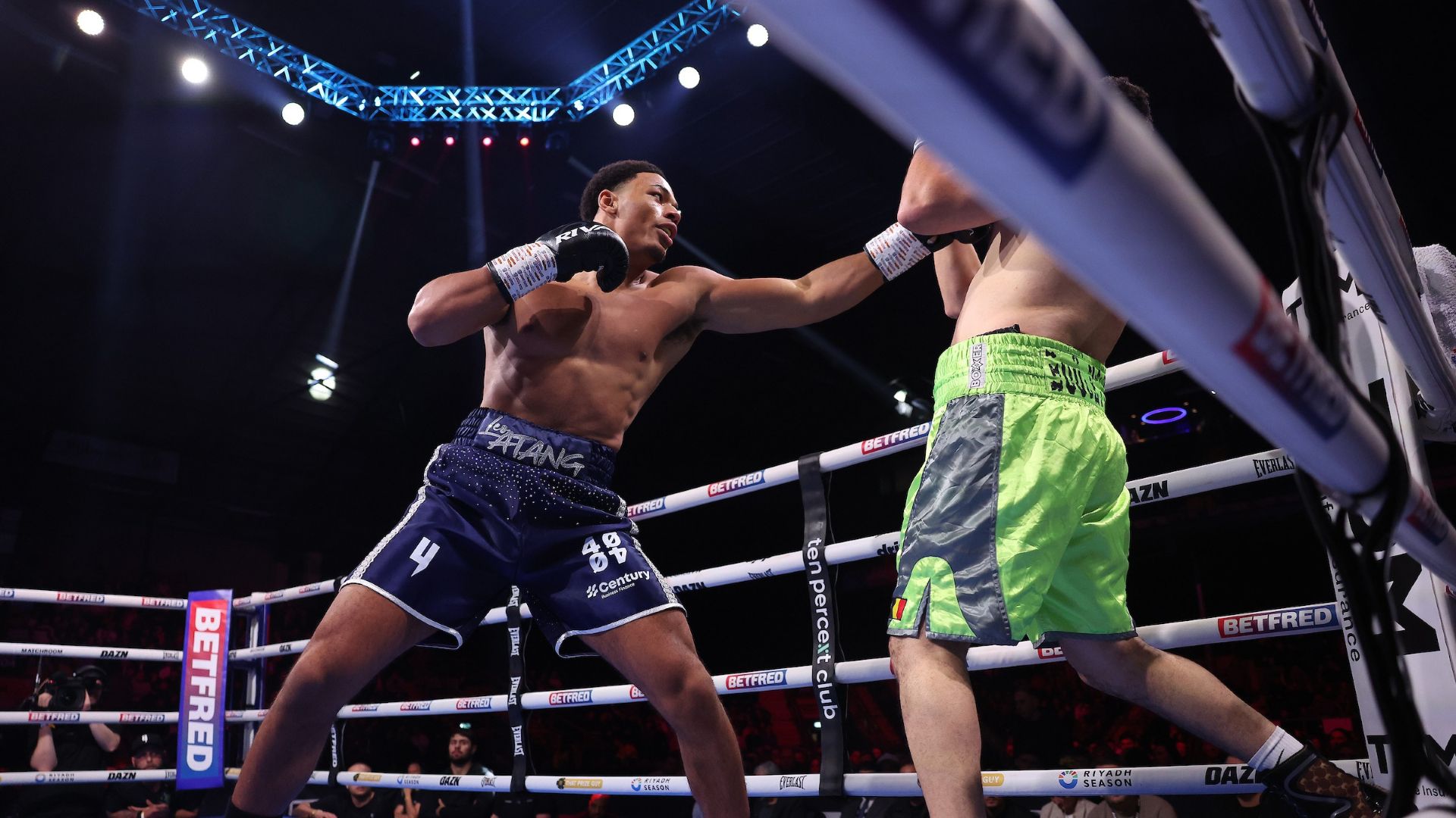 Leo Atang lands third-round stoppage to continue ascent: Relive full ...