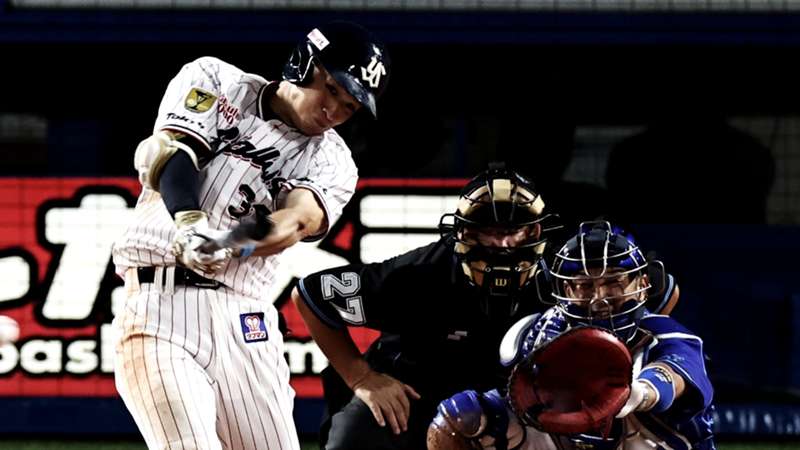 動画 最強の仕事人 ヤクルト宮本が美しい弾道の逆方向弾で猛アピール プロ野球 Dazn News 日本