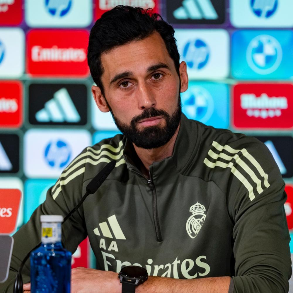 ナポリは今後マラドーナ氏のユニフォームを着用できず｜セリエA | DAZN