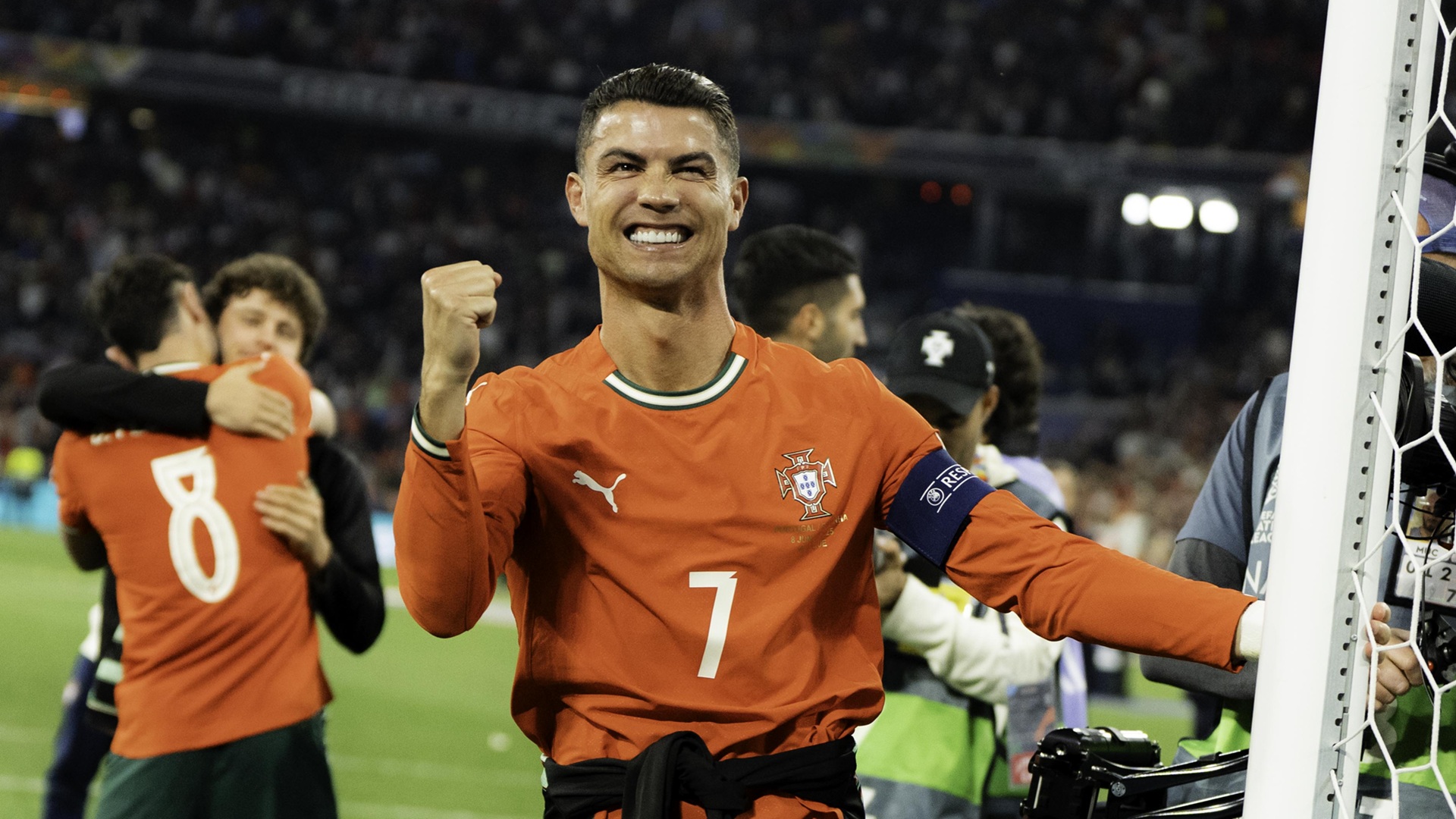 コラム】史上二度目となるNL優勝…涙のC・ロナウドが母国に注ぐ愛情「脚