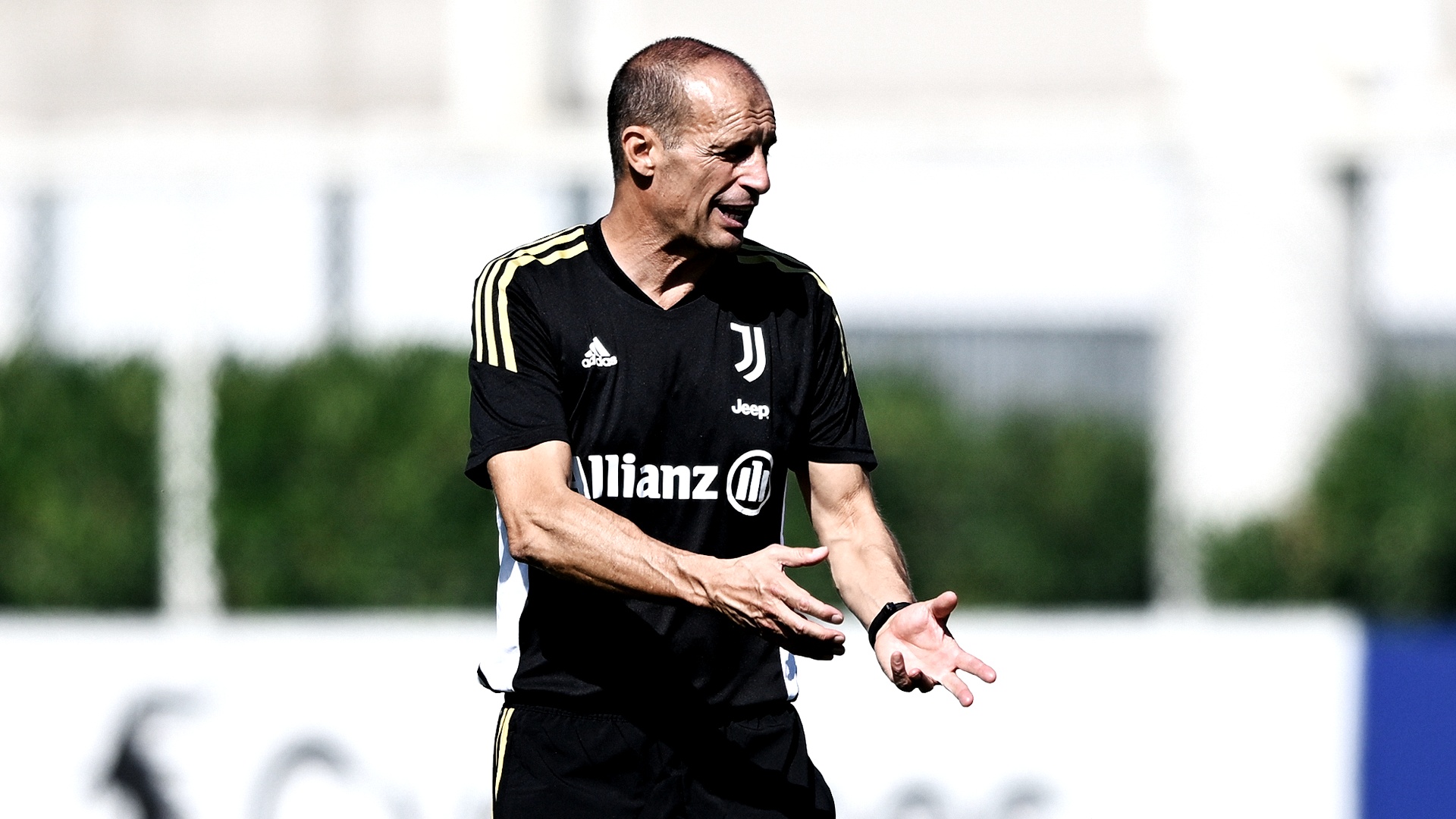 2022-0918-juventus-Massimiliano-Allegri