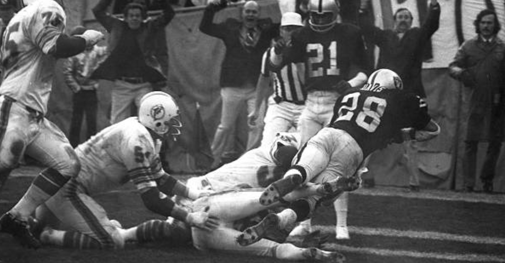Touchdown Oakland Raiders vs Miami Dolphins 1974