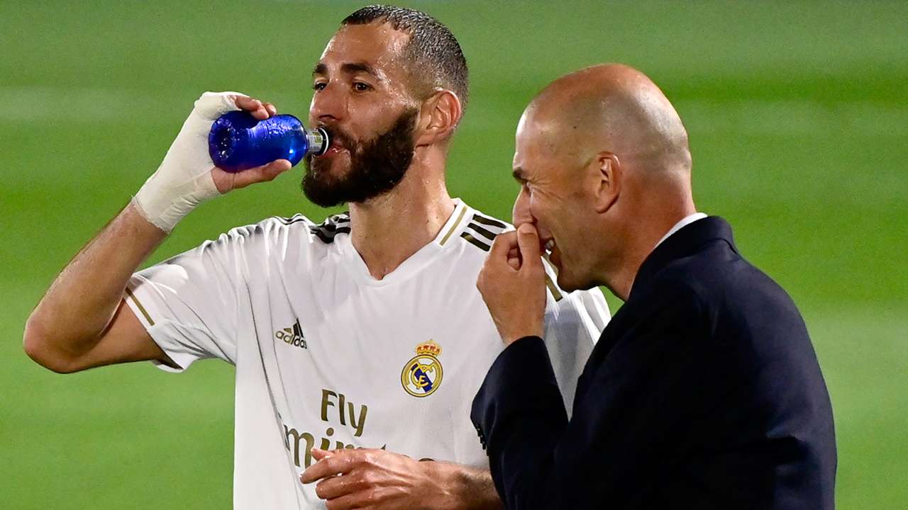 ベンゼマ 初のピチーチ獲得なるか メッシとの一騎打ち Dazn News 日本 ベンゼマ 初のピチーチ獲得なるか メッシとの一騎打ち Dazn News 日本