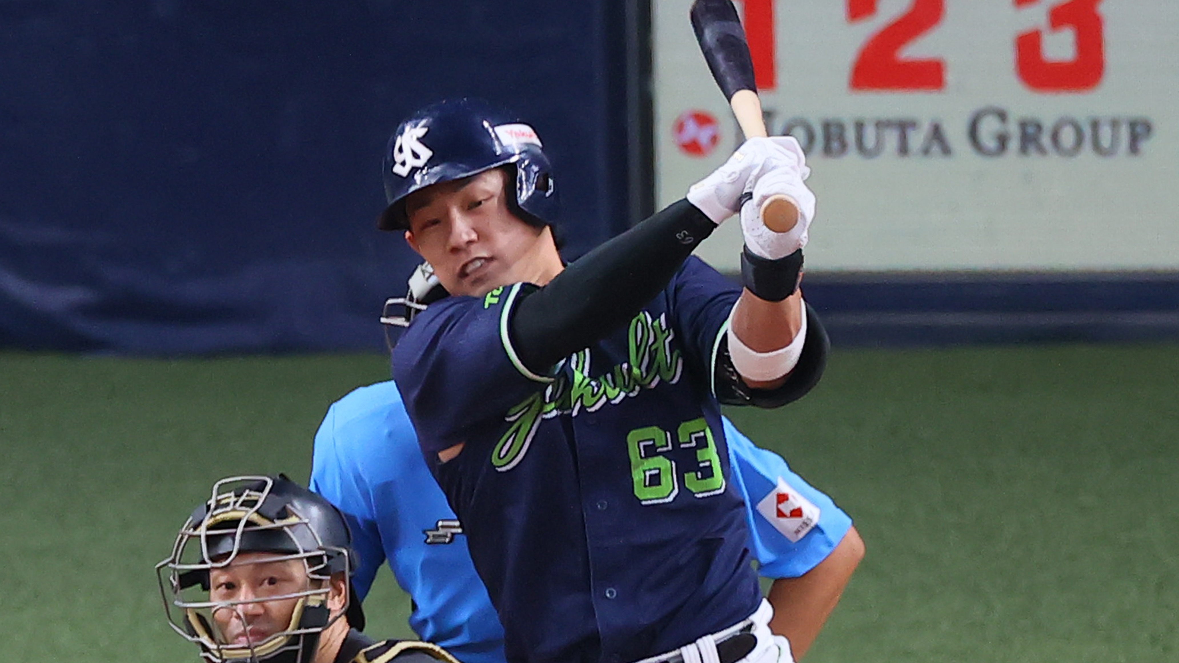 ヤクルト 増田珠選手 実使用バット ヤクルトが延長12回の熱戦制す、代打・増田珠が決勝打｜阪神