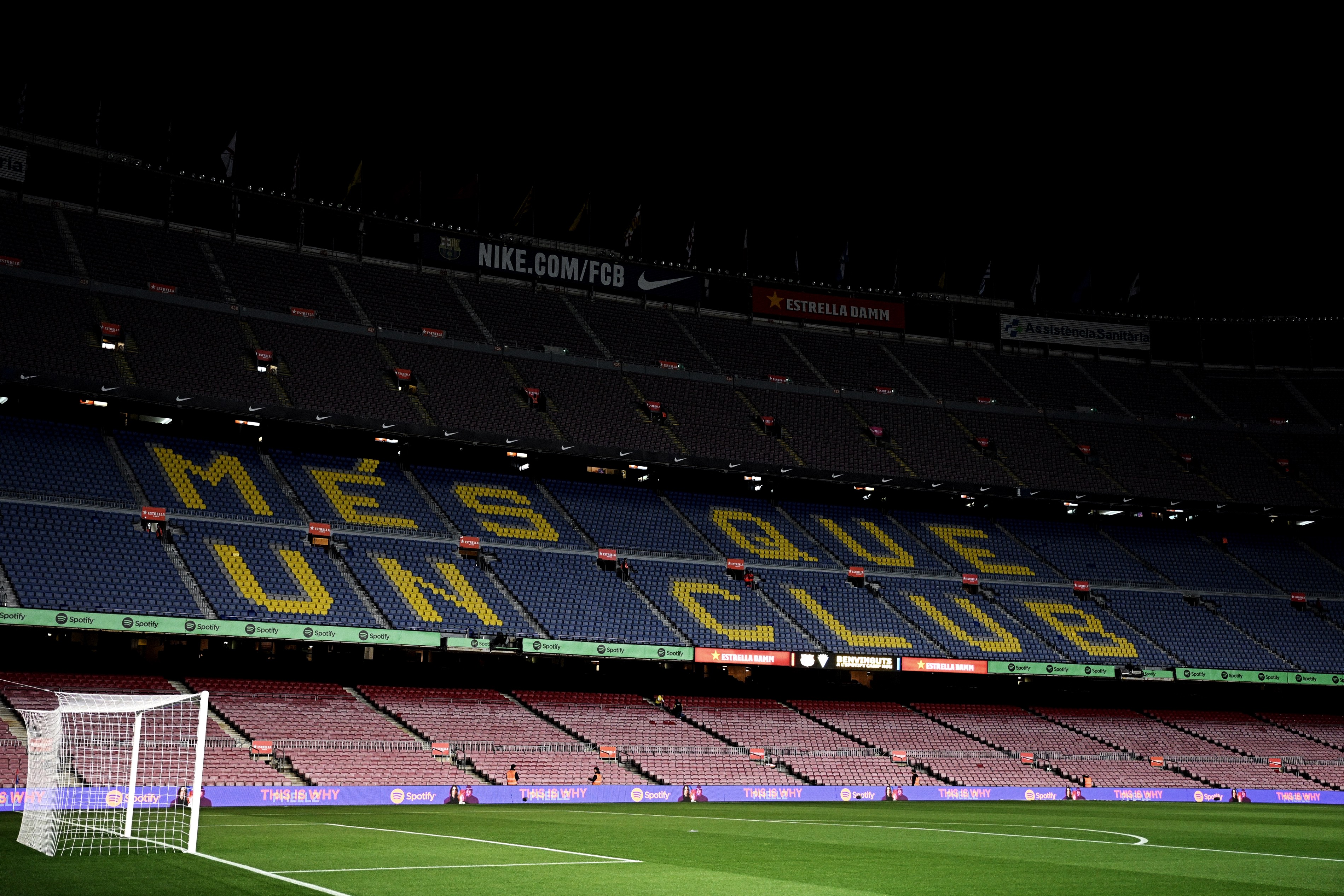 camp-nou-barcelona-liga-20230307