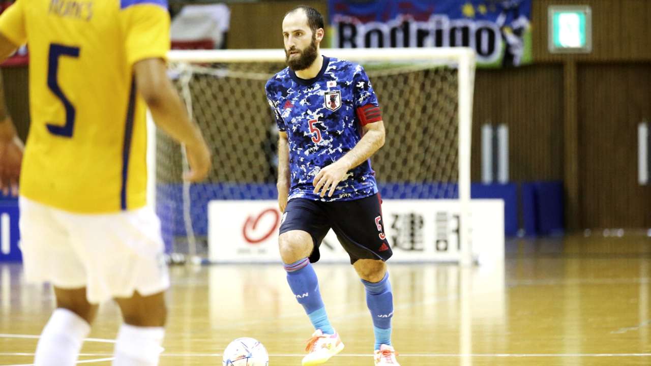 コラム 父はw杯優勝の名将 ブラジルより日本を選んだ心優しきフットサル日本代表キャプテンの素顔 Afcフットサルアジアカップ Dazn News 日本 コラム 父はw杯優勝の名将 ブラジルより日本を選んだ心優しきフットサル日本代表キャプテンの素顔 Afcフットサルアジアカップ Dazn News 日本
