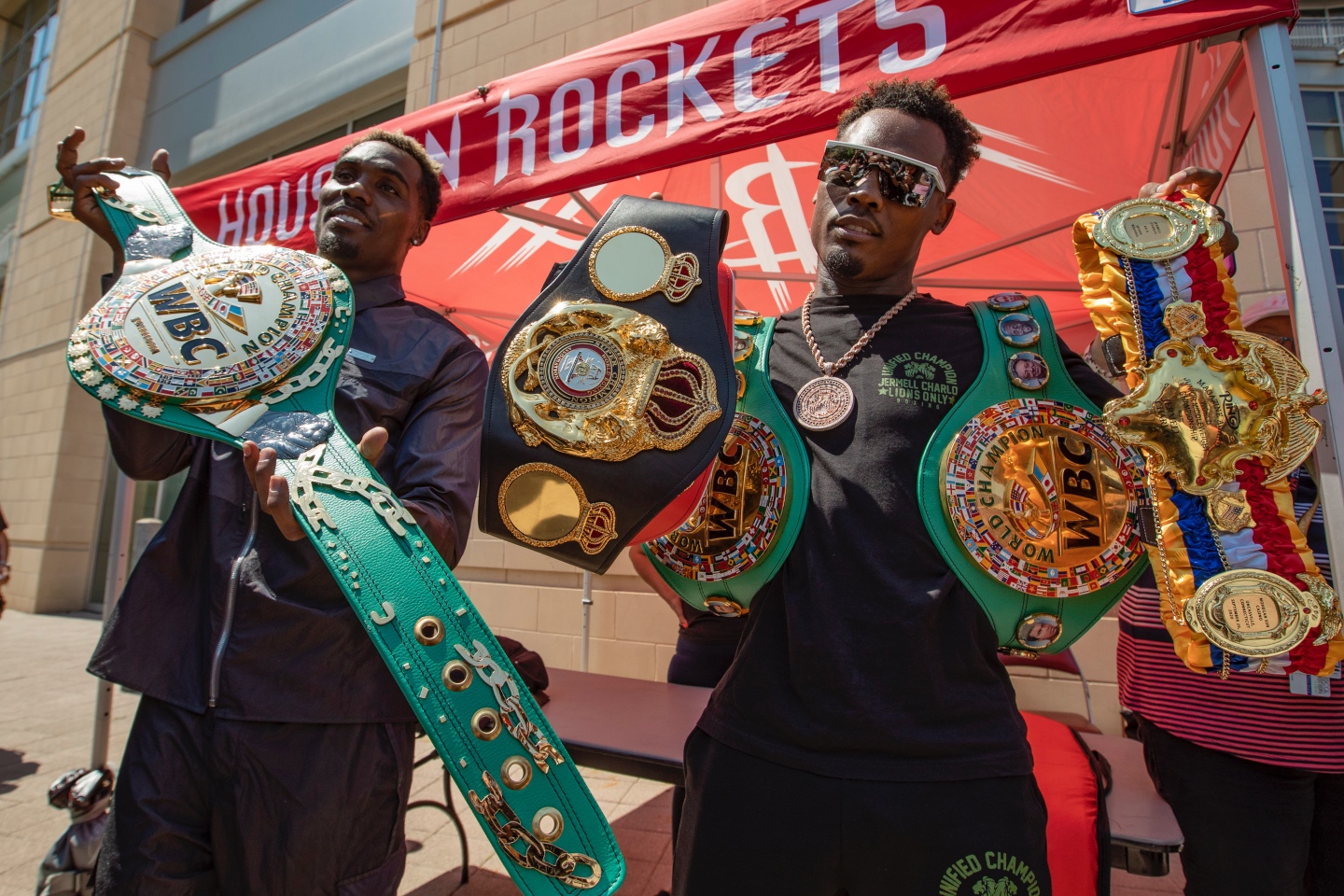 Jermall Charlo y Jermall Charlo