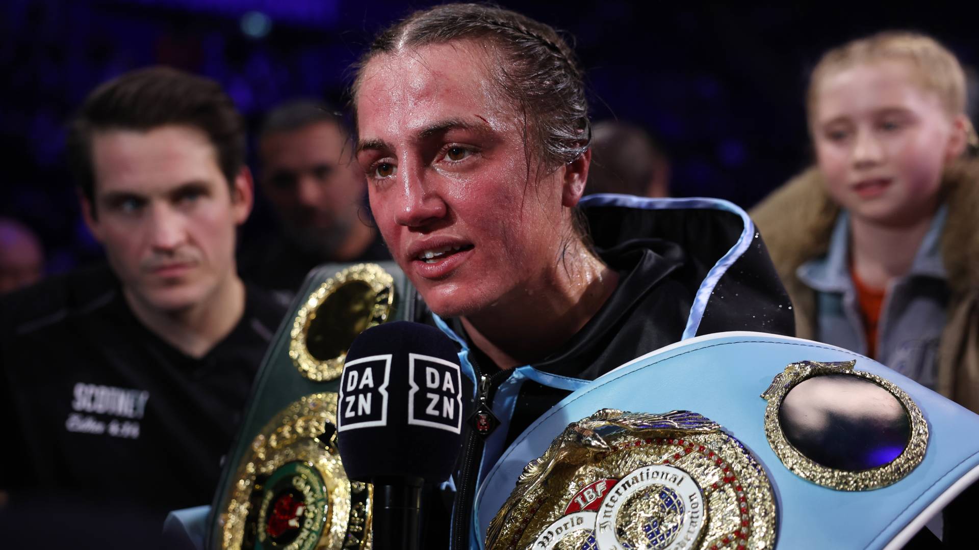 Ellie Scotney teases her future plans and calls out world champion after Mea Motu win