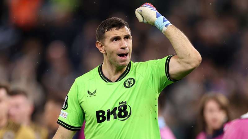 Emiliano Martinez names Aston Villa teammate he thinks should win Premier League player of the year