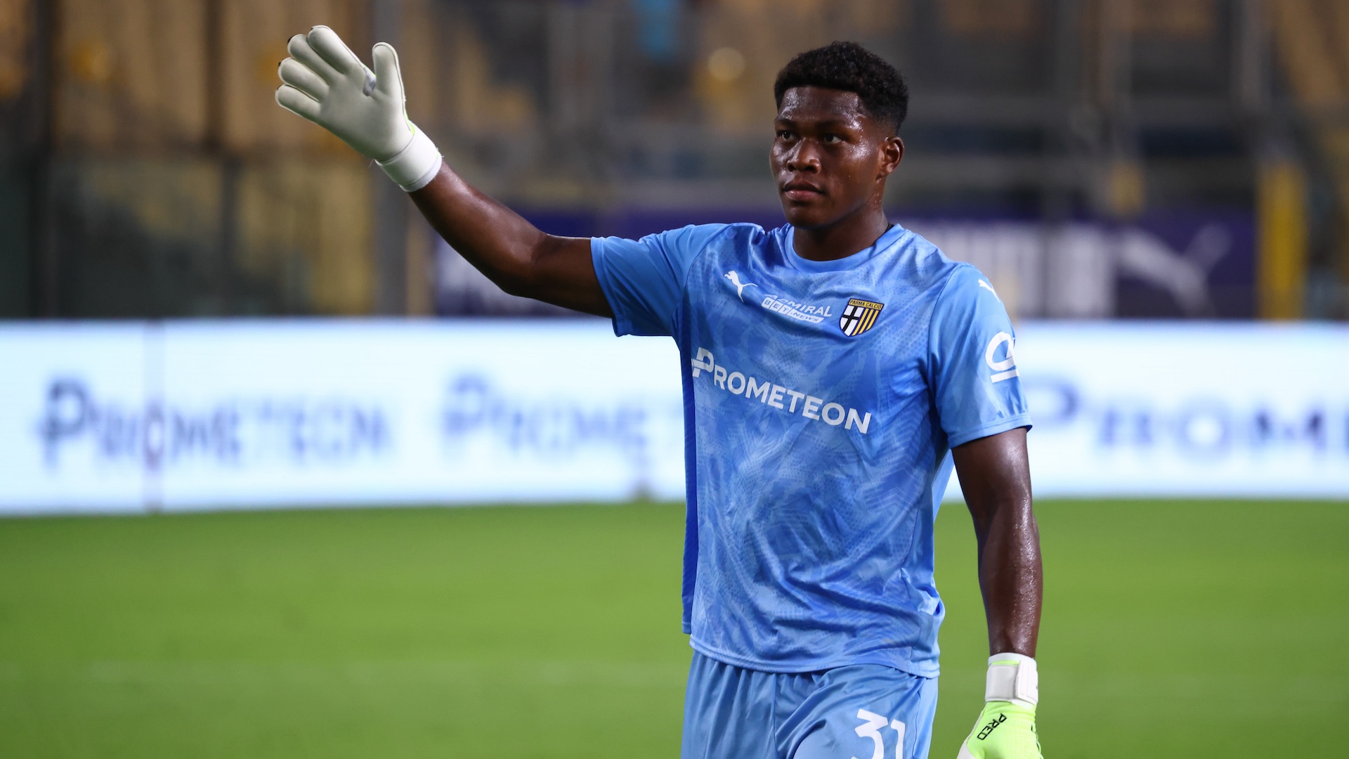 アタランタから勝ち点獲得のパルマ、伊解説陣が称えたGK鈴木彩艶の