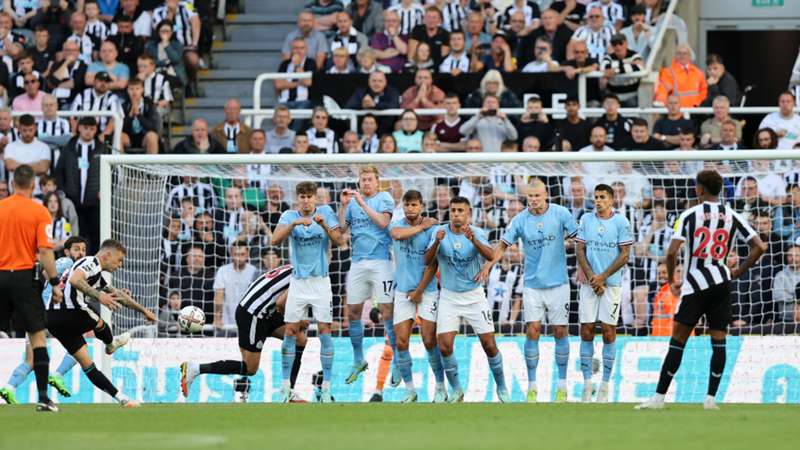 Kieran Trippier y su escandaloso gol ante el Manchester City: ¡De falta y reventando la escuadra de Ederson!