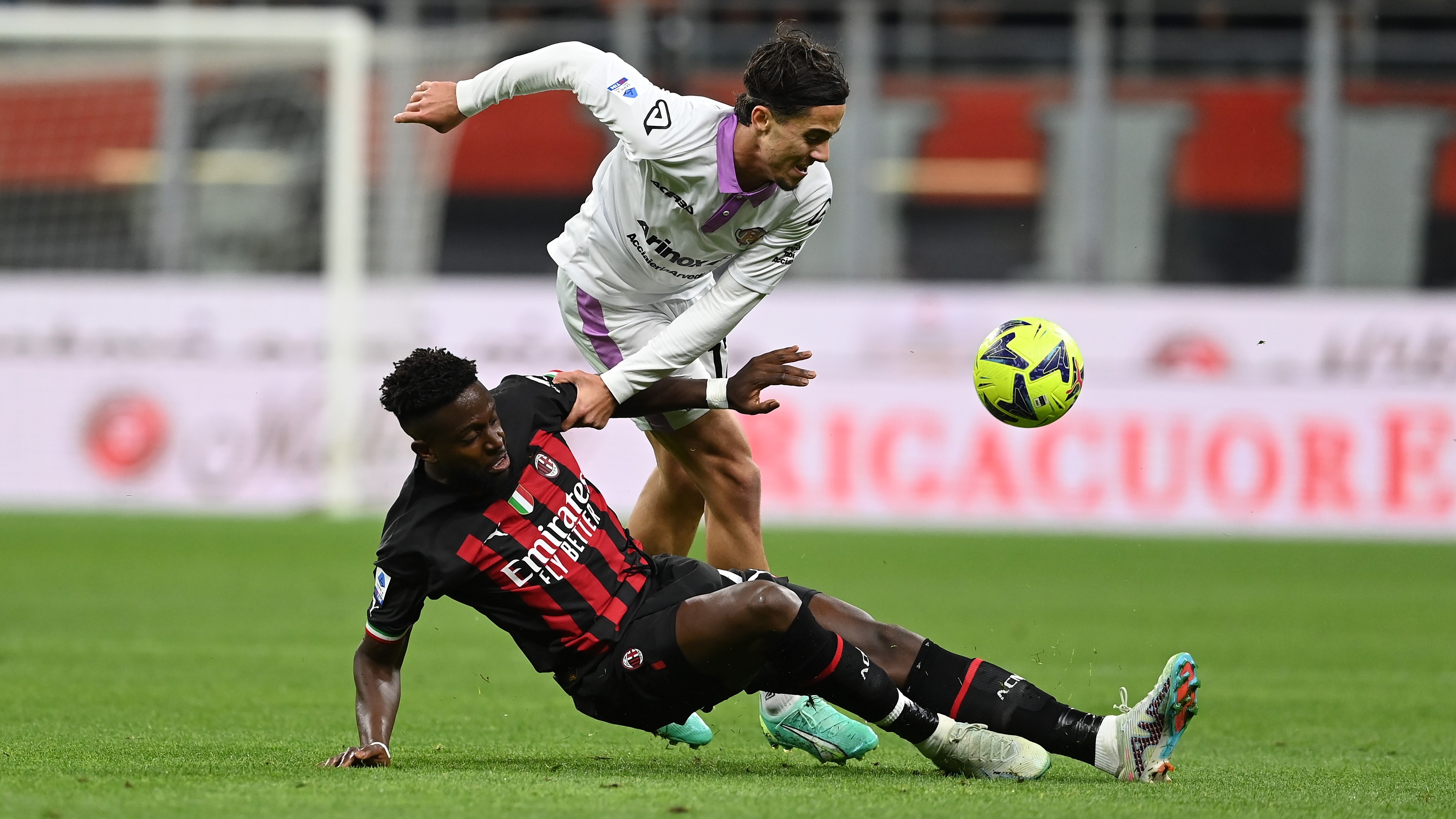 Milan Cremonese Origi Sernicola