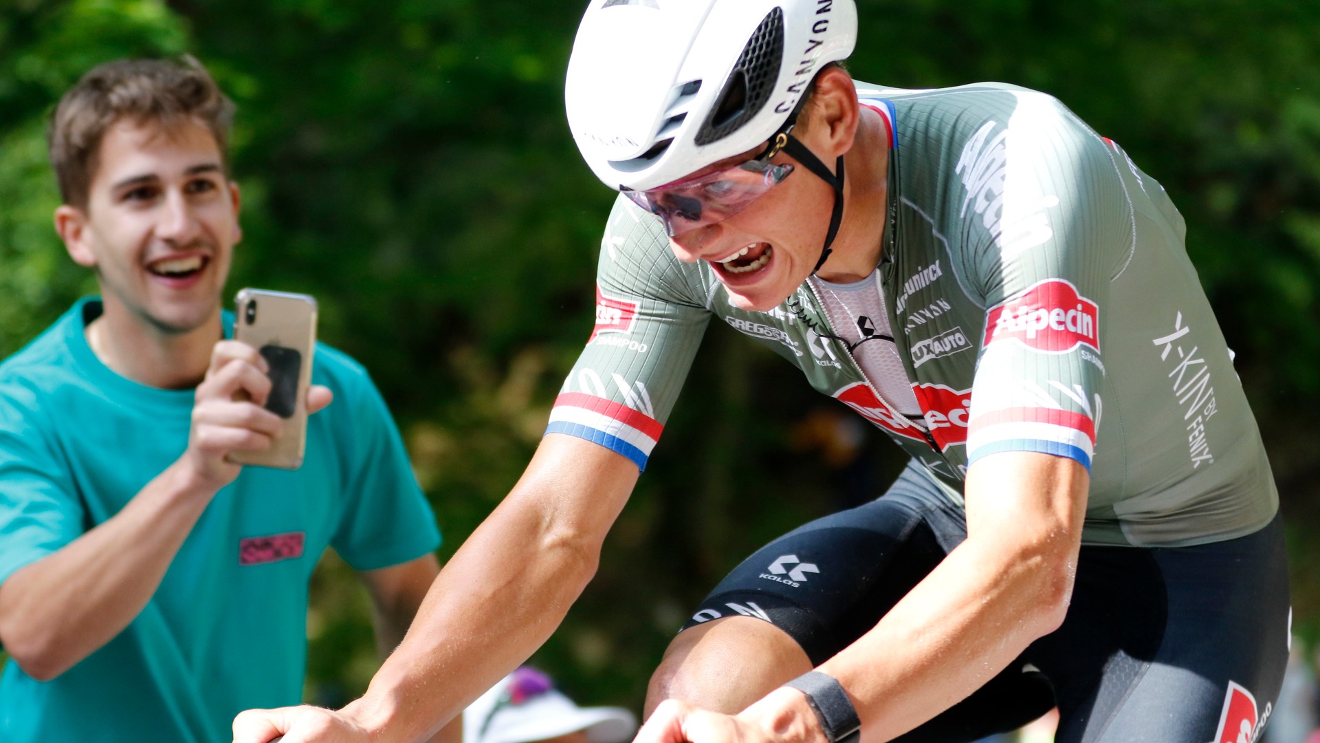 Giro d'Italia 2022, Mathieu van der Poel in fuga nella 17a tappa