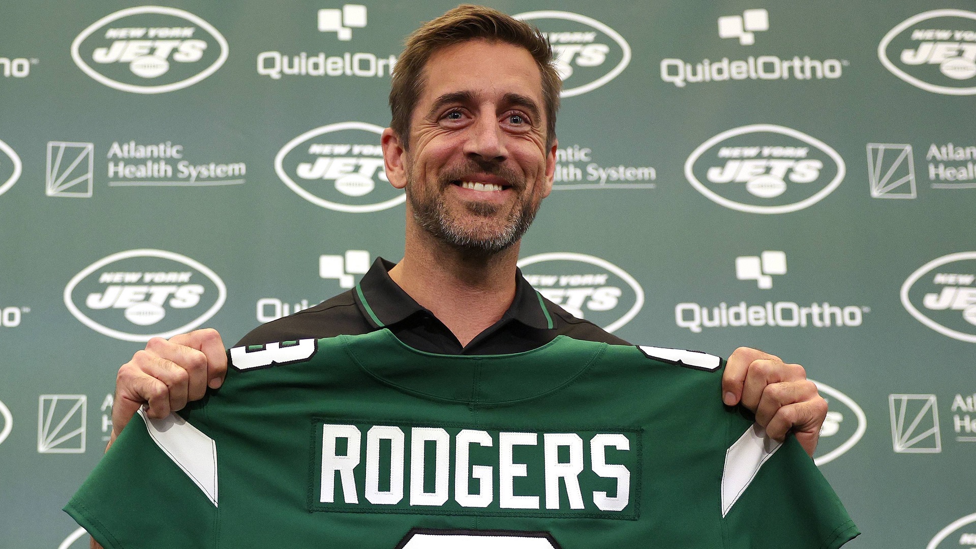 Who is New York Jets quarterback Aaron Rodgers?