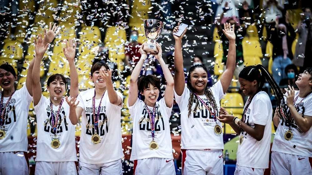 白熱のシーソーゲームを制して 日本が史上初のアジアカップ5連覇達成 Fiba女子アジアカップ21 バスケットボール女子日本代表 Dazn News 日本