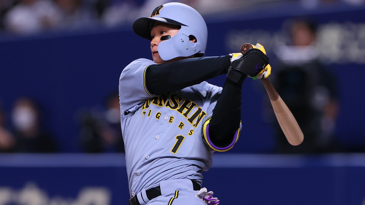 阪神タイガース2025年 18選手 近本光司 森下翔太 佐藤輝明 中野拓夢 他