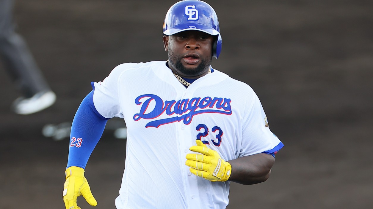 注目選手】ルイス・スアレス｜アトレティコ・マドリード | DAZN News JP