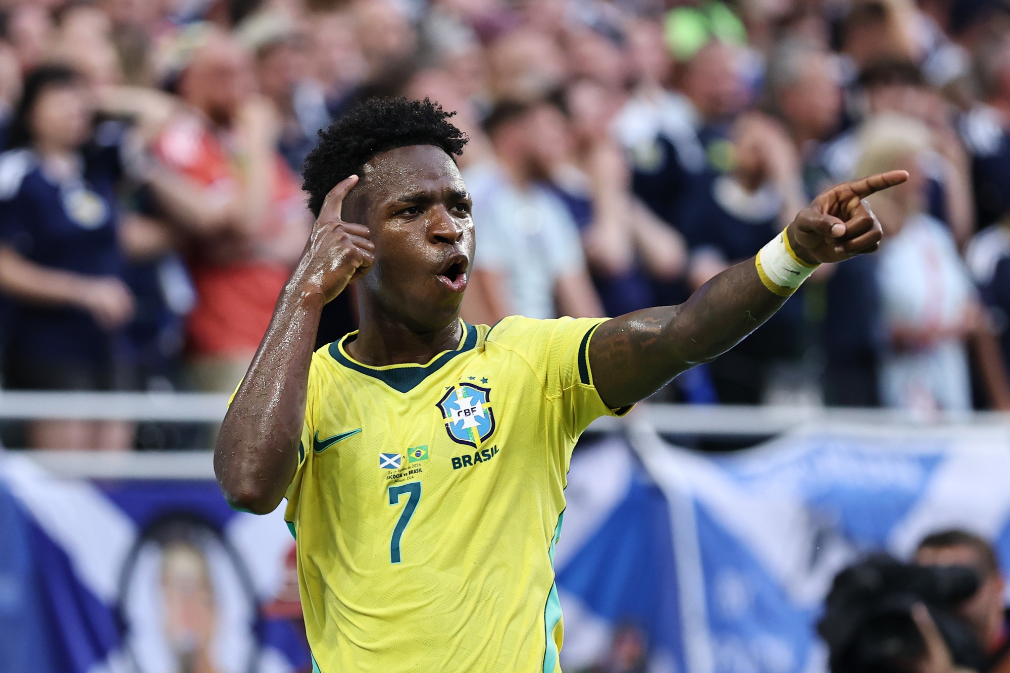 北中米W杯】ブラジルが3発快勝でC組首位突破、ネイマールも久々の復帰