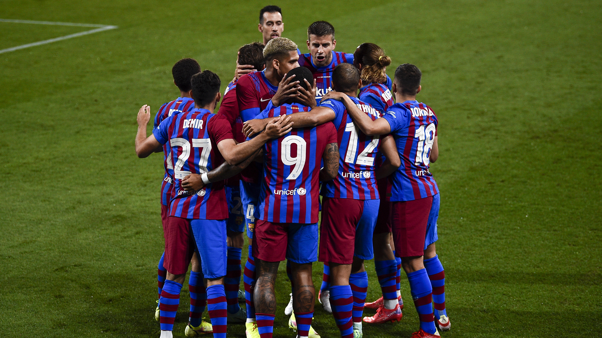 FC Barcelona vs. Real Sociedad live im TV und LIVE-STREAM sehen: Die  Übertragung auf DAZN | DAZN News Deutschland