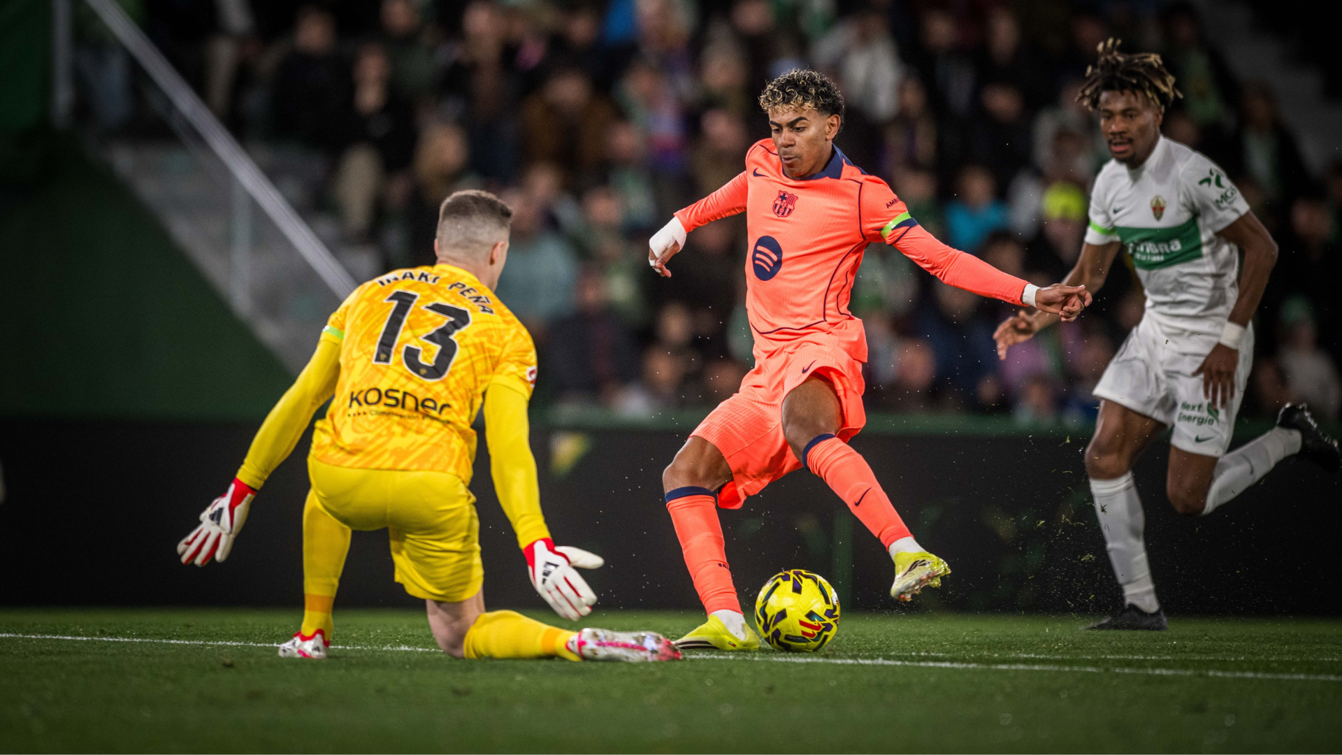 Puntos DAZN Elche vs FC Barcelona de la FANTASY LALIGA 2025/26 ...