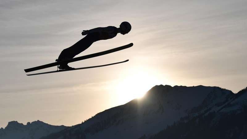 Vierschanzentournee, Auftaktspringen in Oberstdorf live: Die Übertragung im TV und LIVE-STREAM